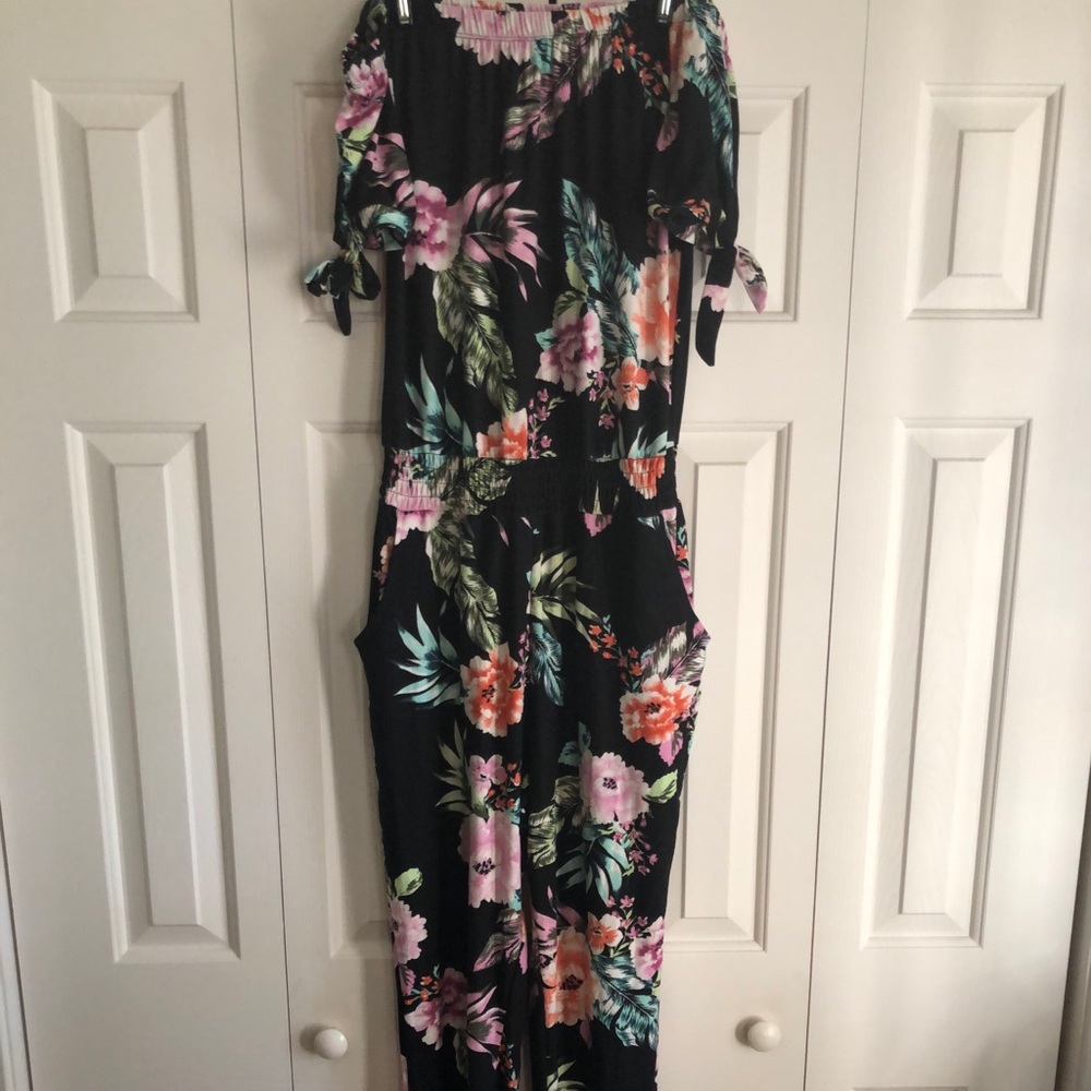 Super Cute Off Shoulder/Strapless Romper